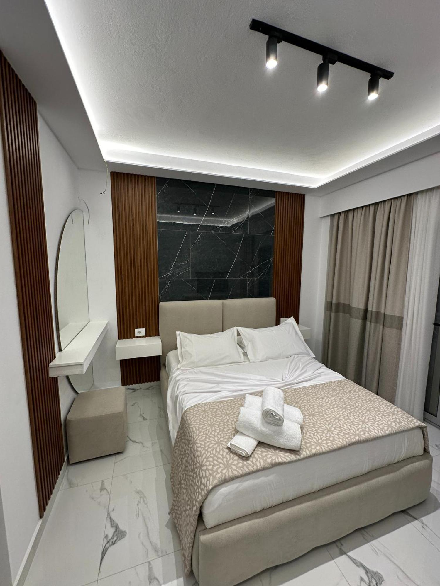 Hotel Elisabet Саранда Экстерьер фото