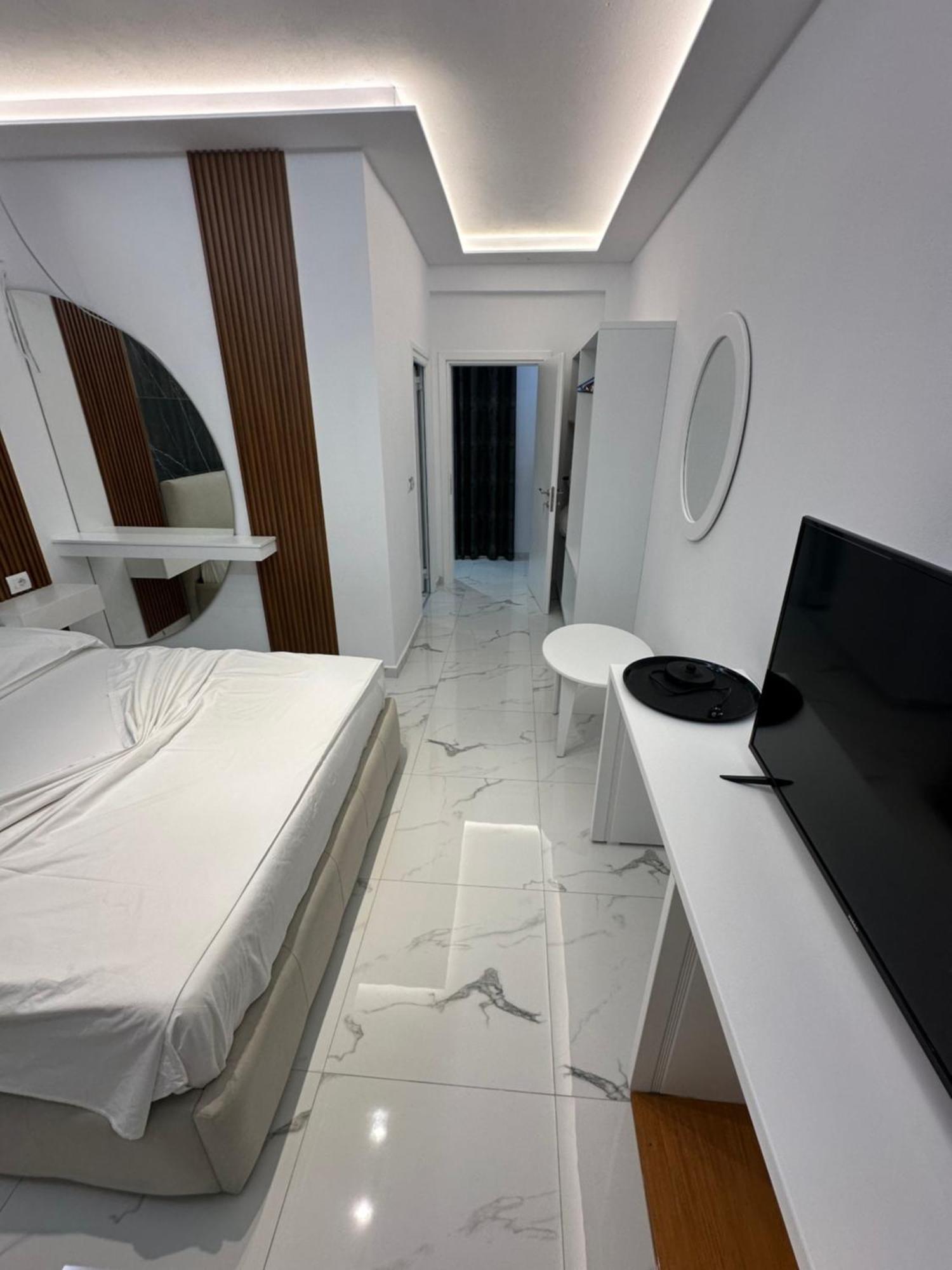 Hotel Elisabet Саранда Экстерьер фото