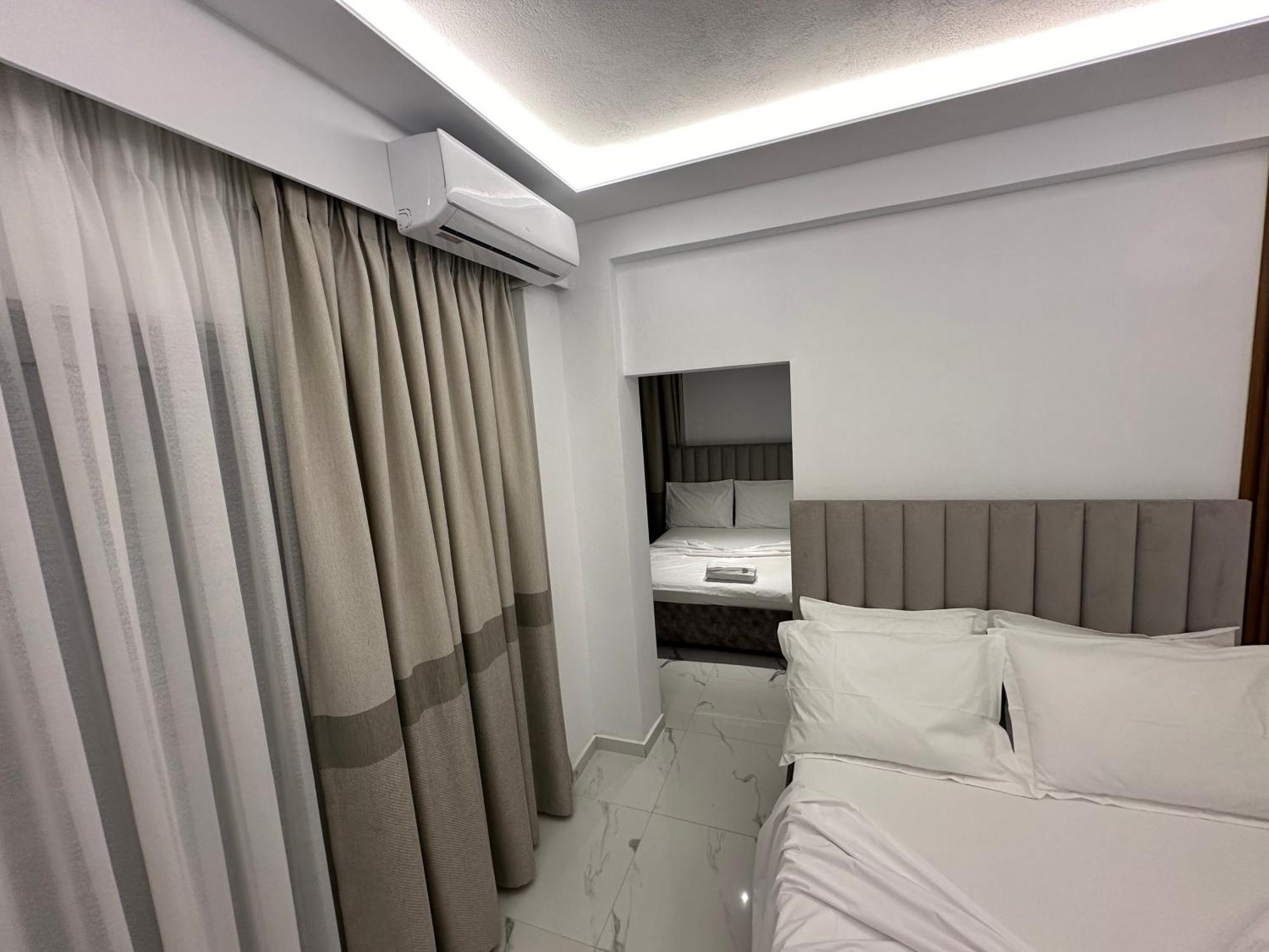 Hotel Elisabet Саранда Экстерьер фото